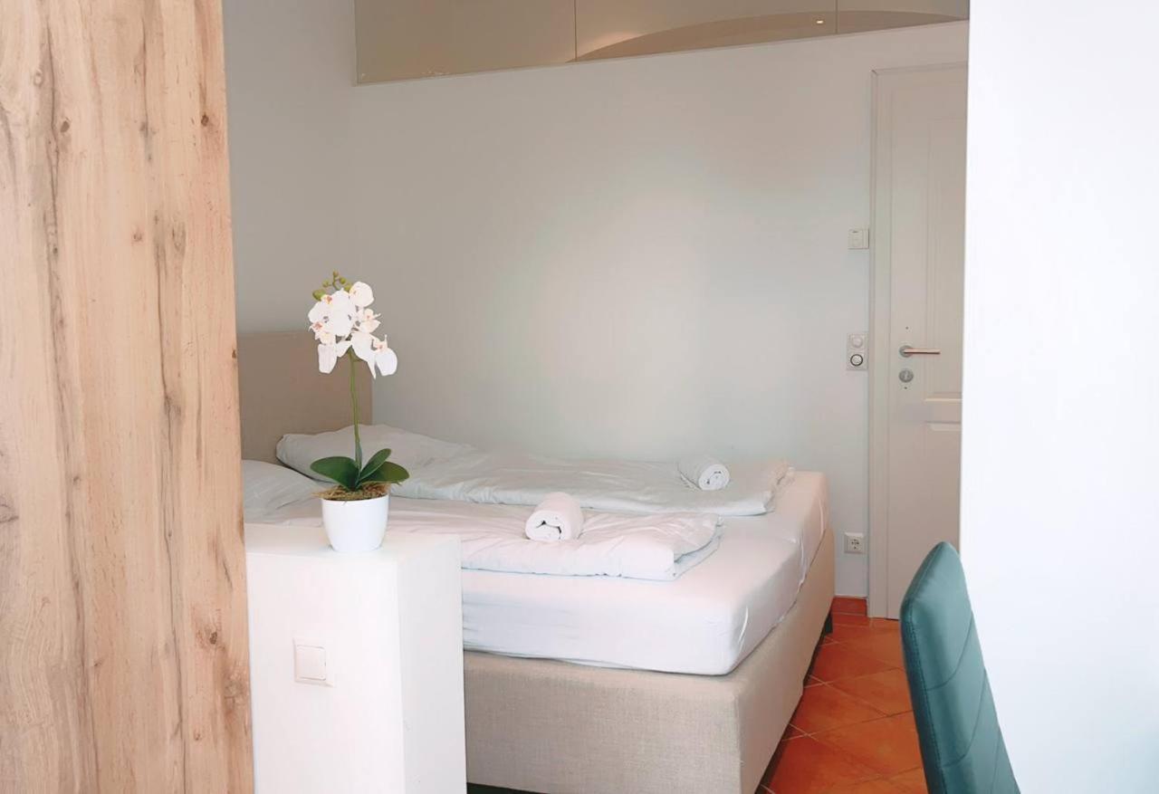 Deluxe Rooms In Keplerplatz Wien Eksteriør billede