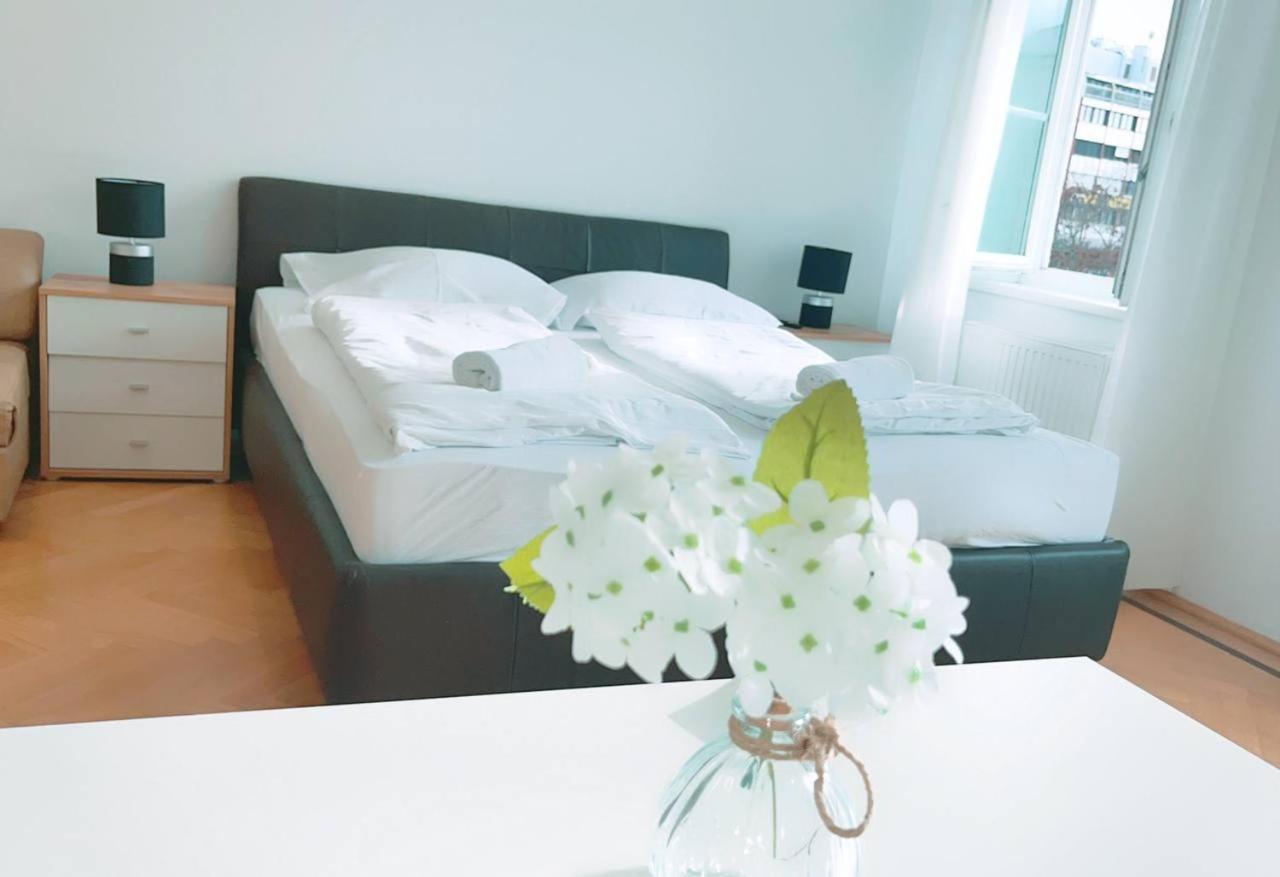 Deluxe Rooms In Keplerplatz Wien Eksteriør billede